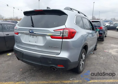 2023 Subaru Ascent Premium 8-Passenger z USA, uszkodzony, nr VIN 4S4WMACD0P3421580